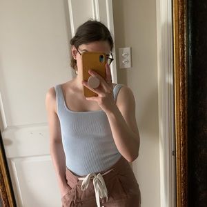 Aritzia Sculpt Cropped Tank